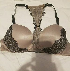 Victoria secret 34B push up bra